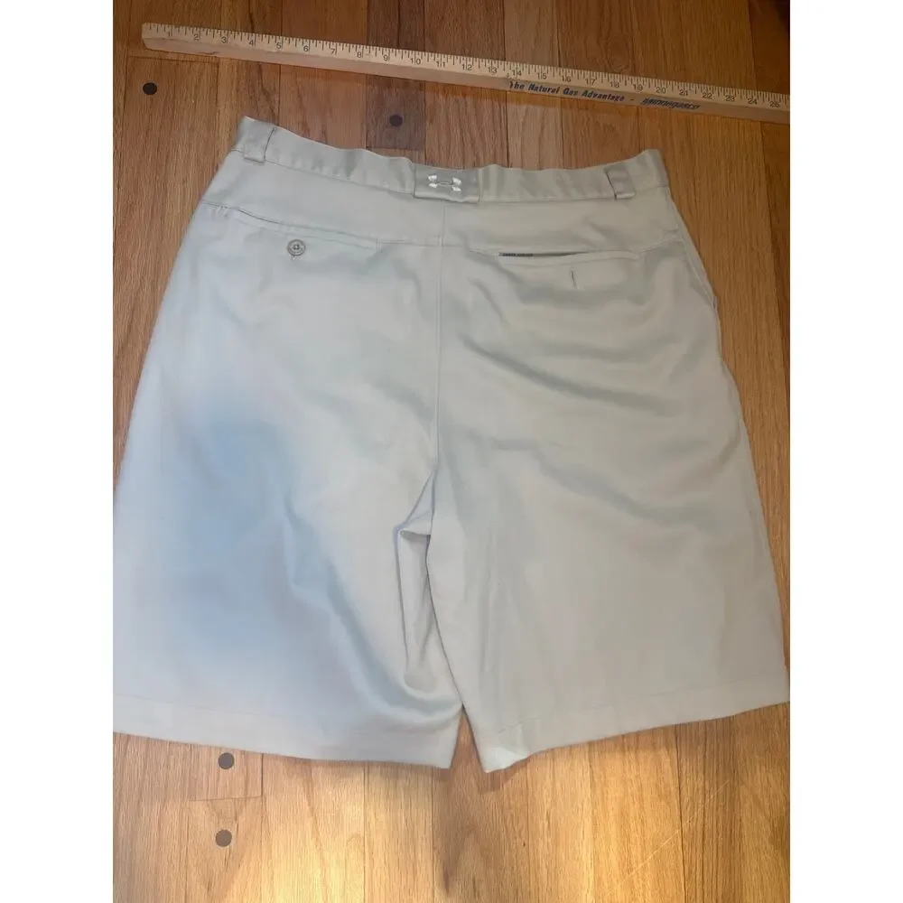 Under Armour Performance Golf Shorts Men’s 34R Khaki Stretch Flat Front VSP0130